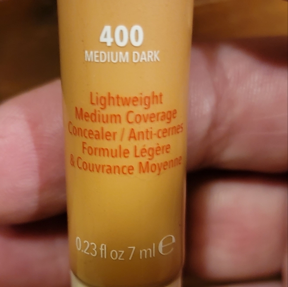 NIP Rimmel concealer #400 medium dark - Picture 3 of 4